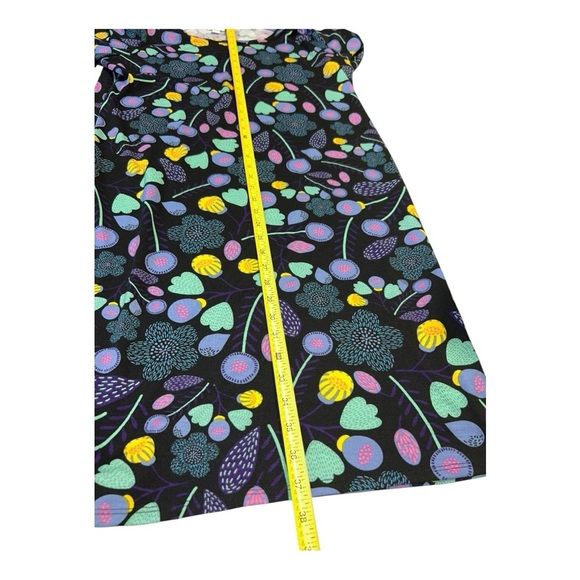 LulaRoe  Floral colorful Black, pink, blue, green Dress Short sleeved Size 2XL - Picture 3 of 7